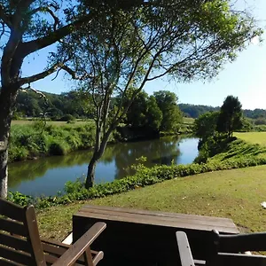 Riverbend - Little Heaven Nambour