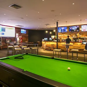Nightcap At Kawana Waters